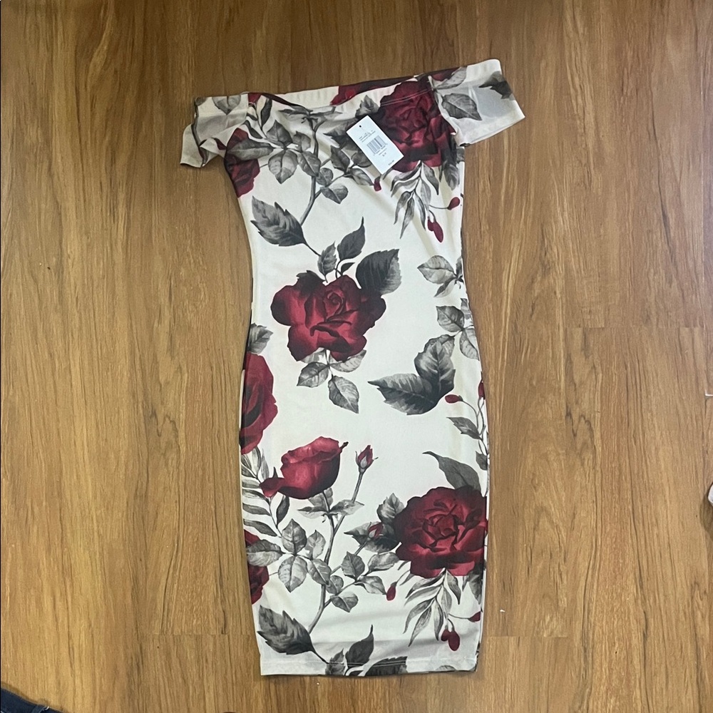 Guess Strapless Dress with Red Floral Design